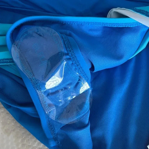 Bleu Rod Beattie Coast To Coast High-Neck Underwire Tankini Top & Hipster Bottom - Picture 11 of 13